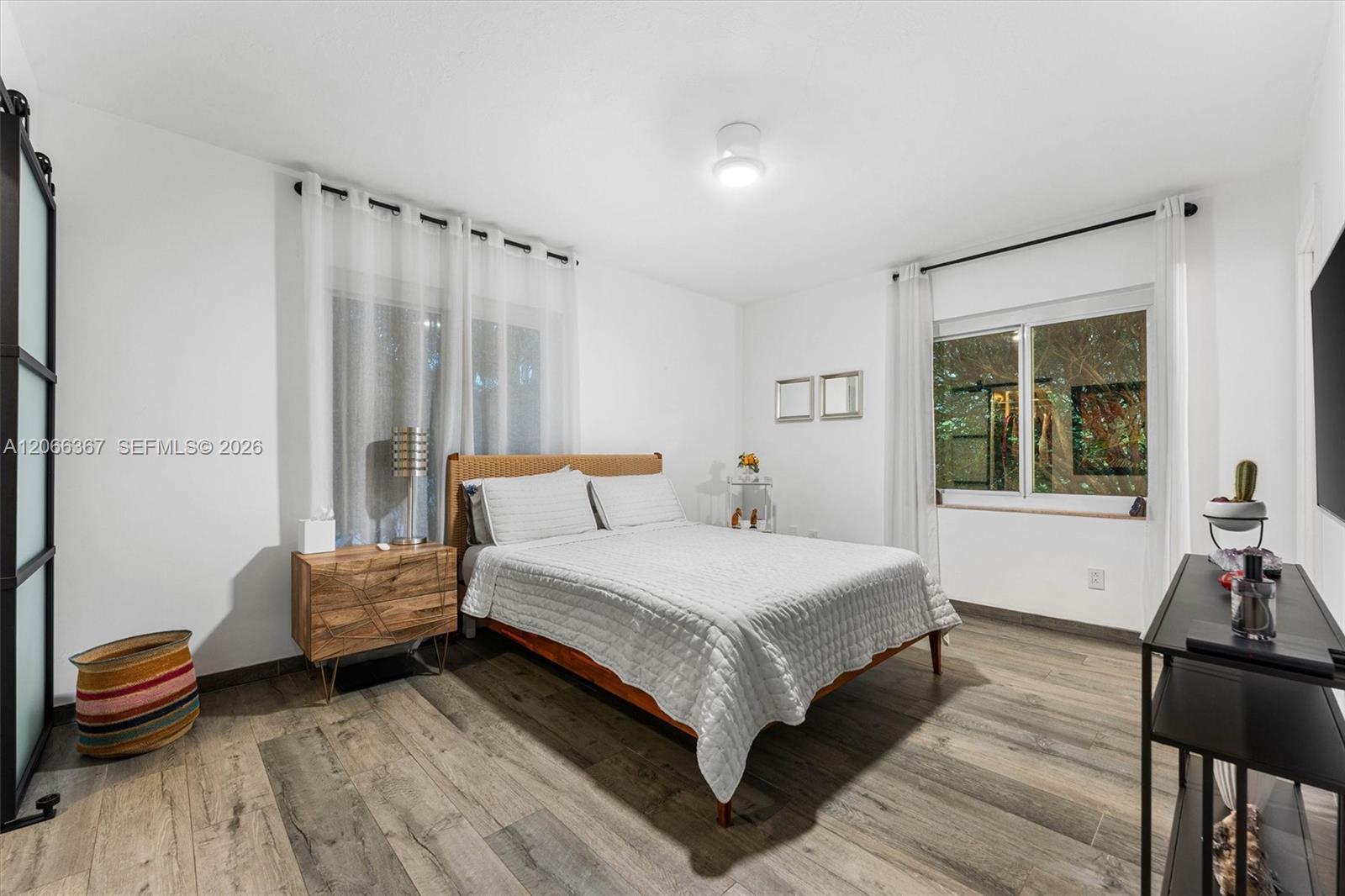 11400 Griffing Boulevard Property Photo 44
