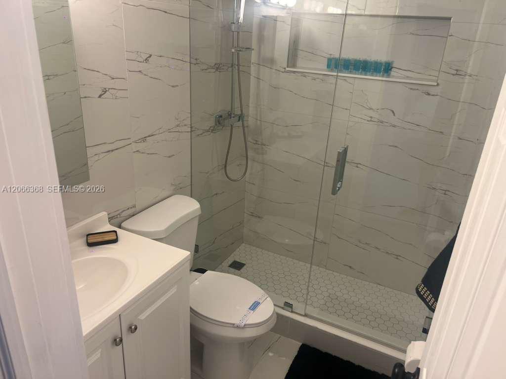 39 Se 7th Street Property Photo 15