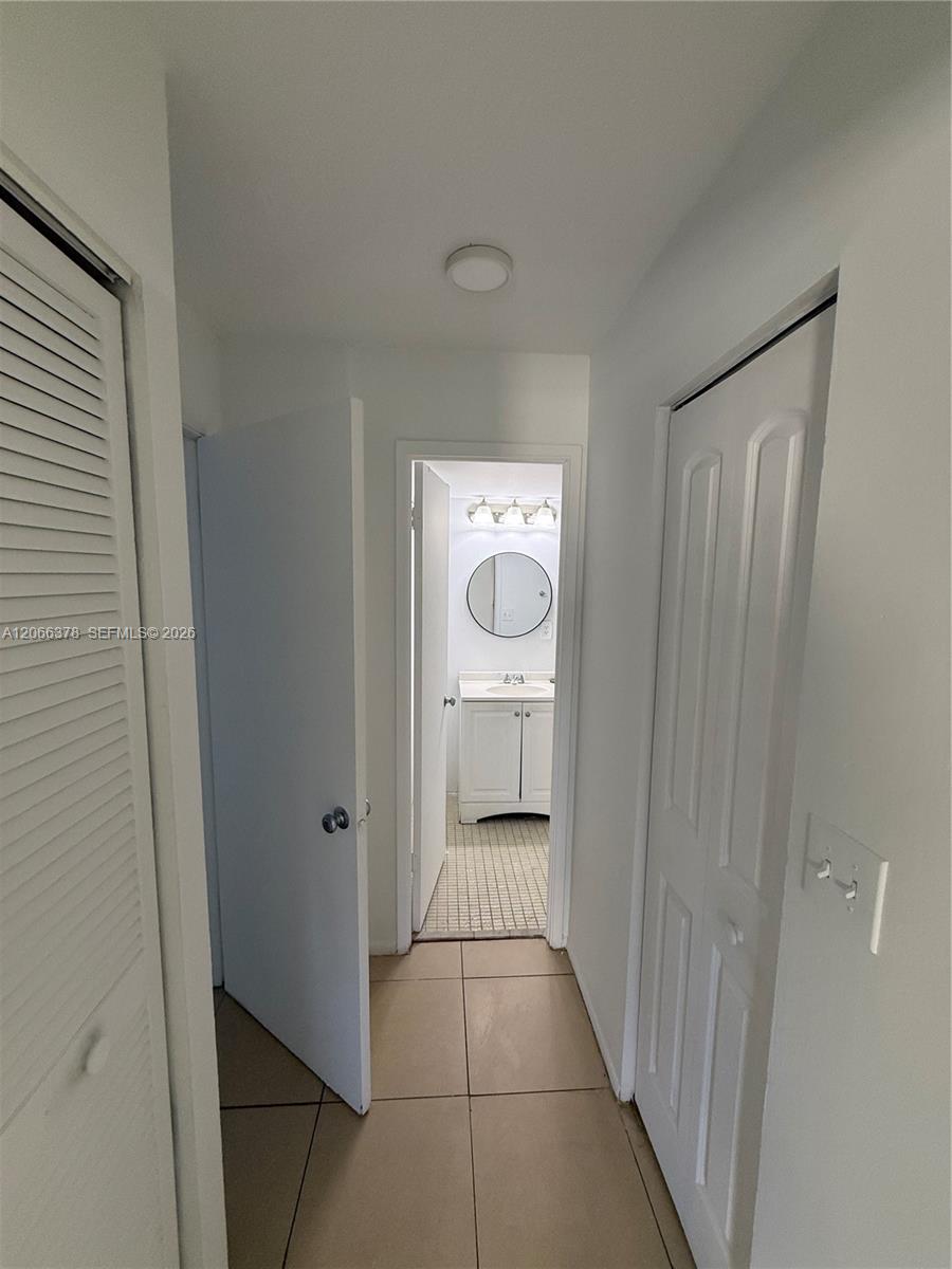 952 Ne 199th Street 4k Property Photo 5