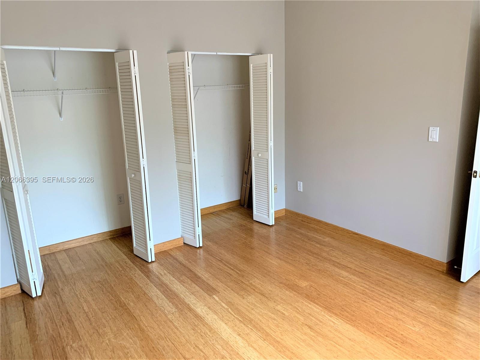1130 Buttonwood Lane - Property Photo 16