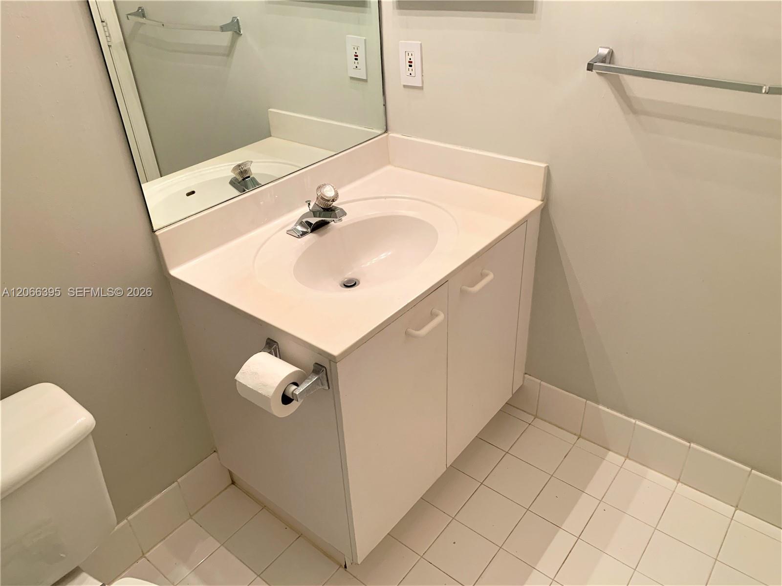 1130 Buttonwood Lane - Property Photo 18