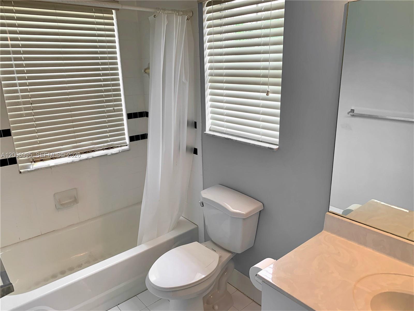 1130 Buttonwood Lane - Property Photo 27