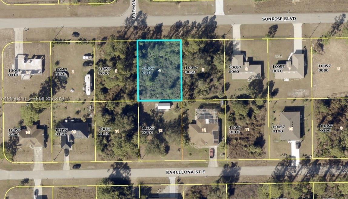 1058 Sunrise Boulevard Property Photo 1