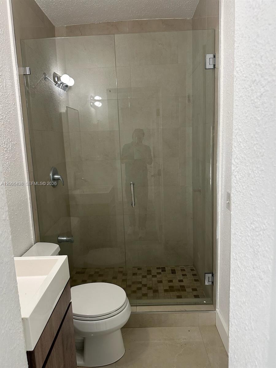 160 W 60th Street 0 Property Photo 8
