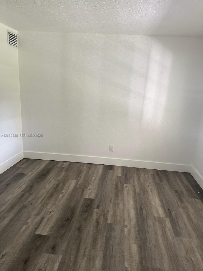 160 W 60th Street 0 Property Photo 11
