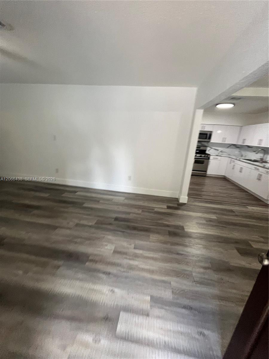 160 W 60th Street 0 Property Photo 18