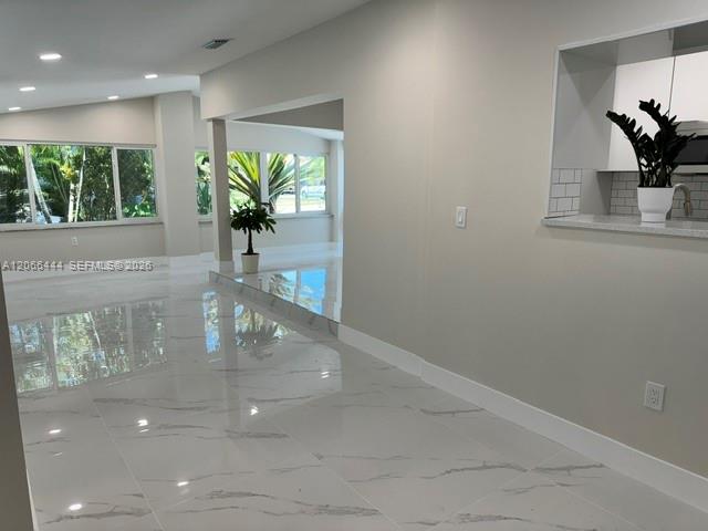 A12066444 Property Photo 3