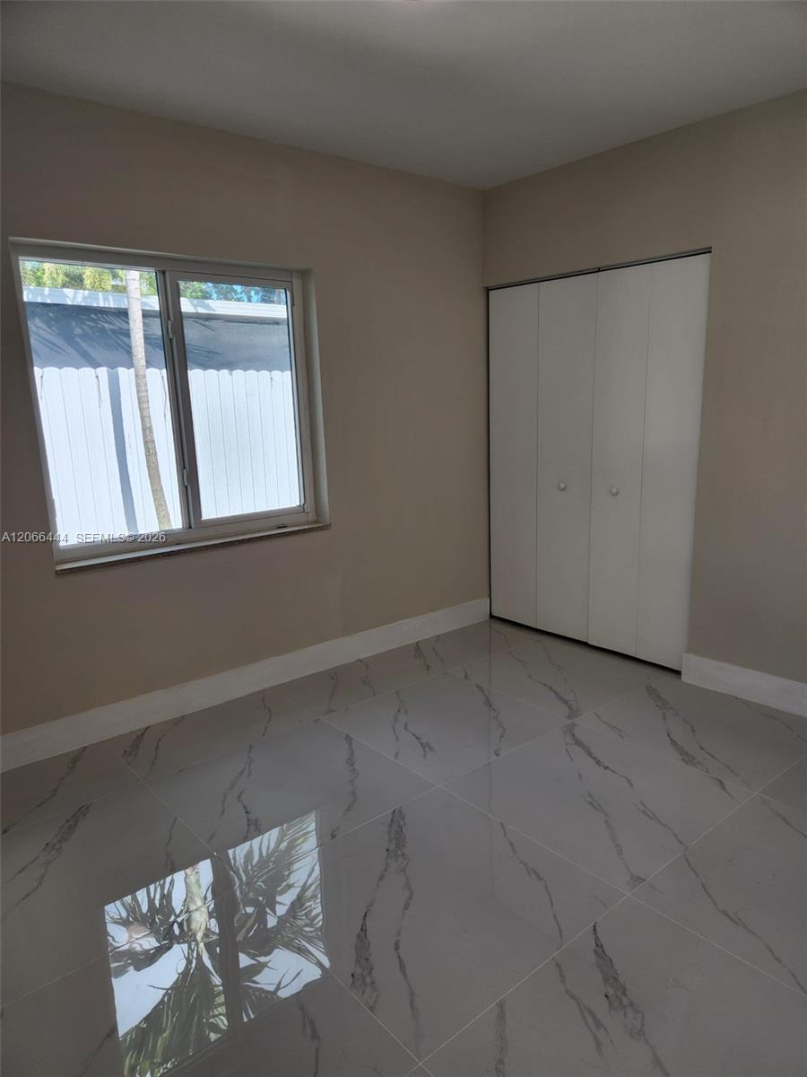 A12066444 Property Photo 20