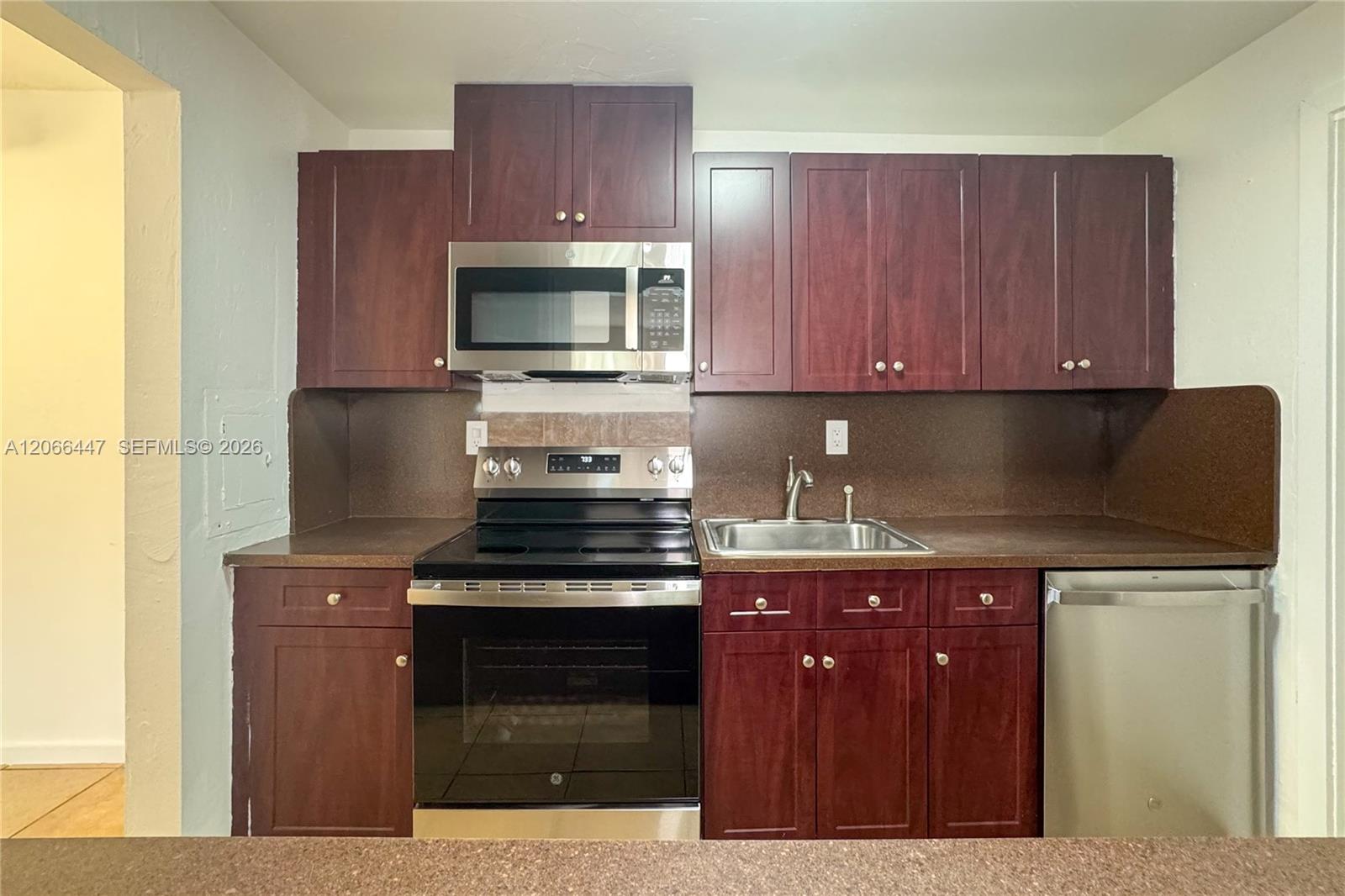 13898 Sw 90th Avenue 204-ee Property Photo 9