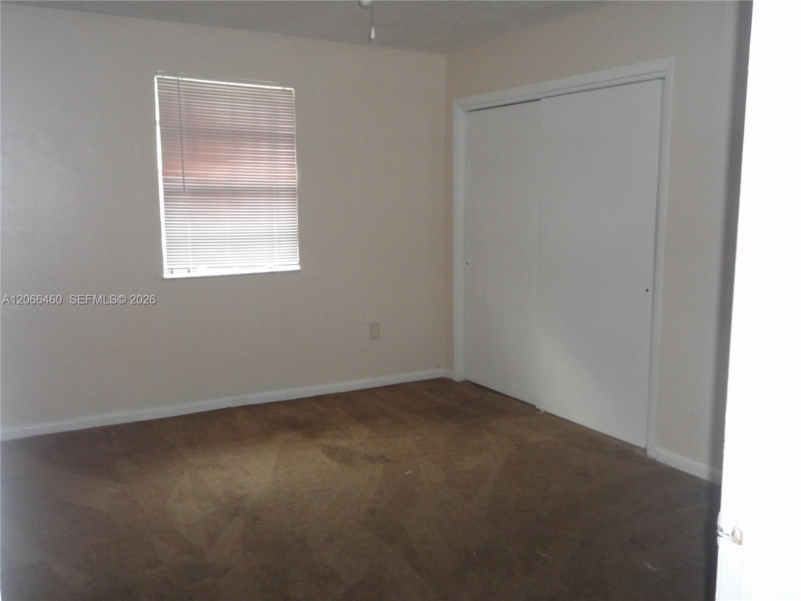 A12066460 Property Photo 8