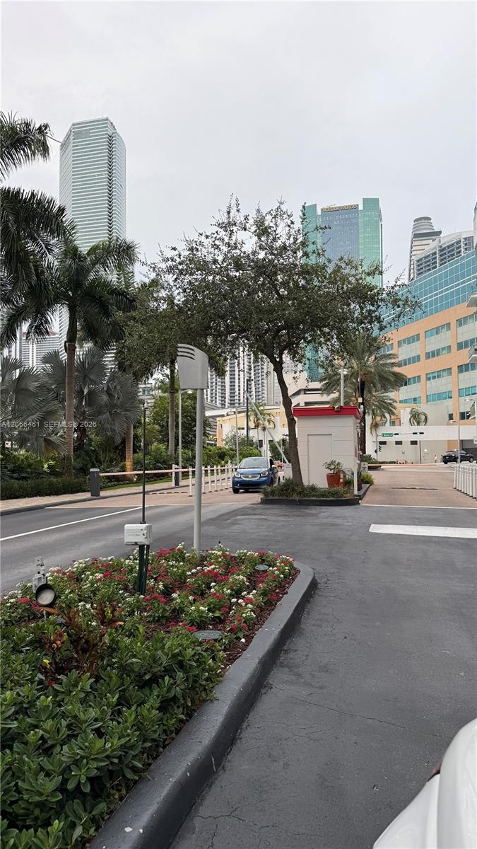 350 S Miami Avenue 304 Property Photo 2