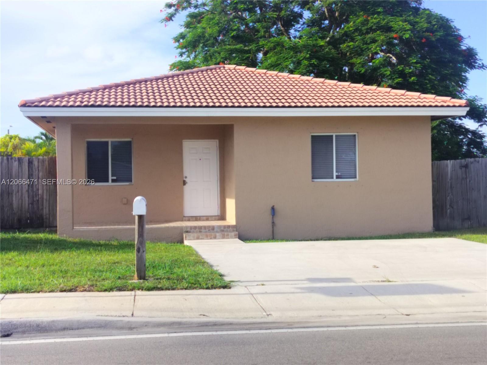 11705 Sw 184 Street Property Photo 1