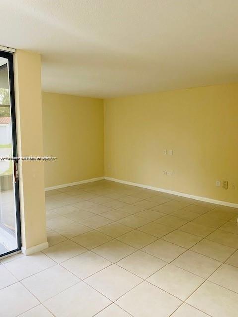8255 Sw 152nd Avenue E-112 Property Photo 14