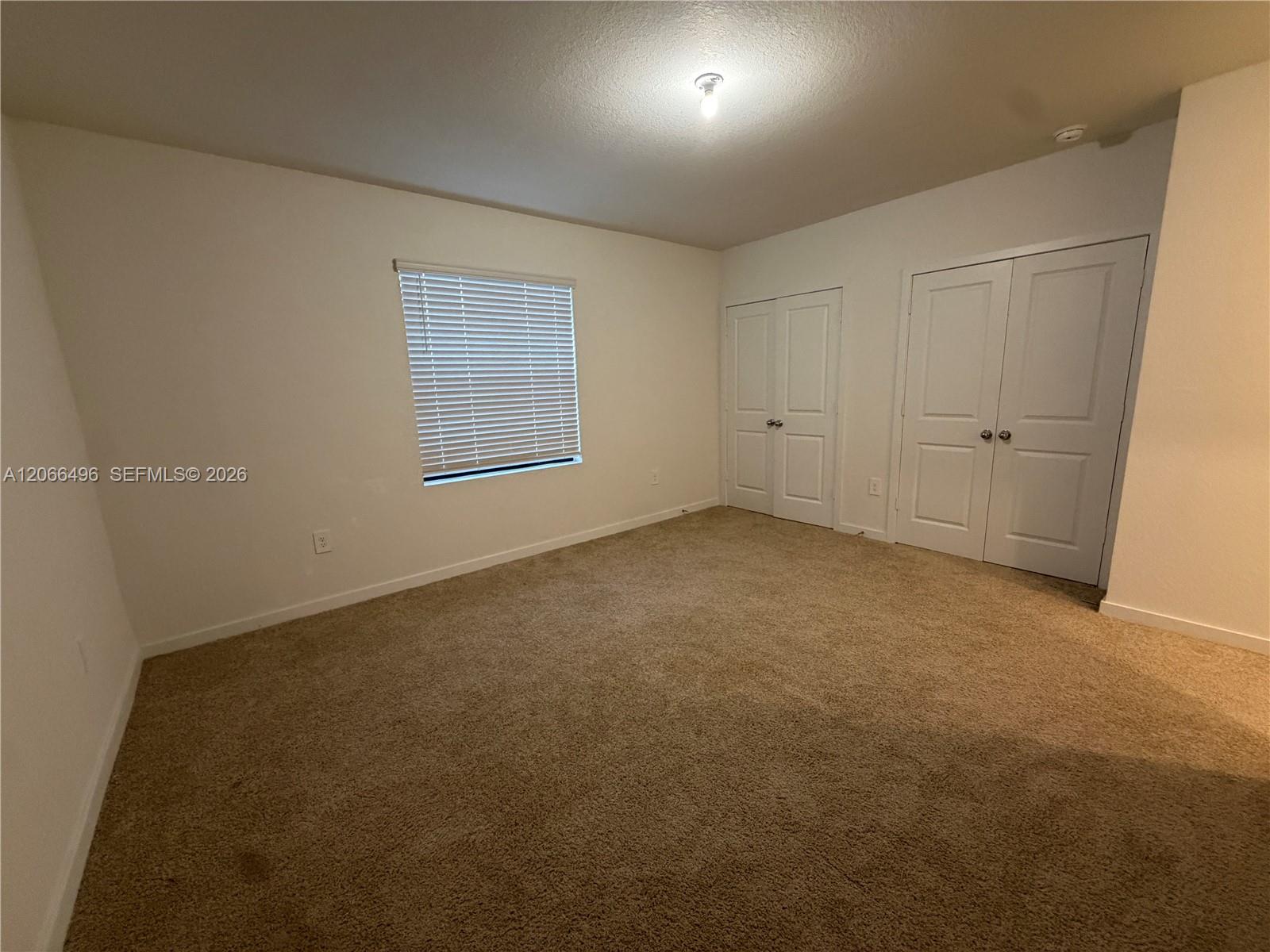 390 Ne 12th Street Property Photo 9