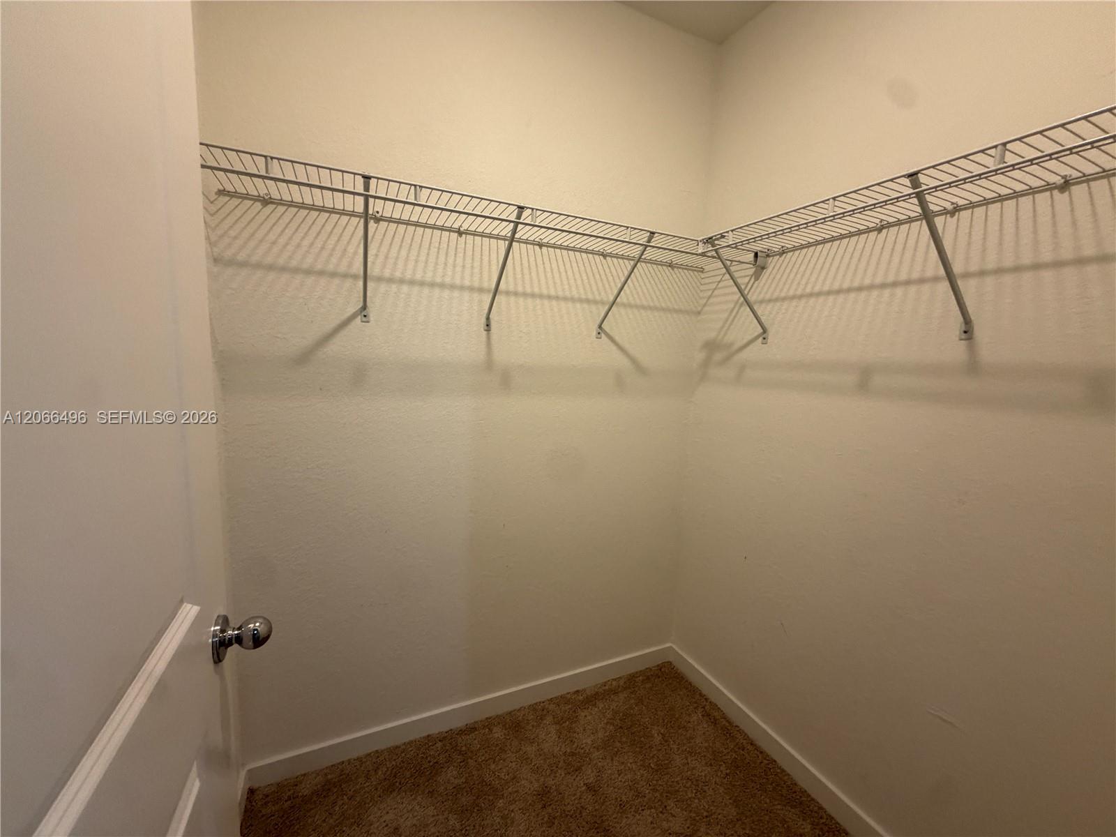 390 Ne 12th Street Property Photo 14