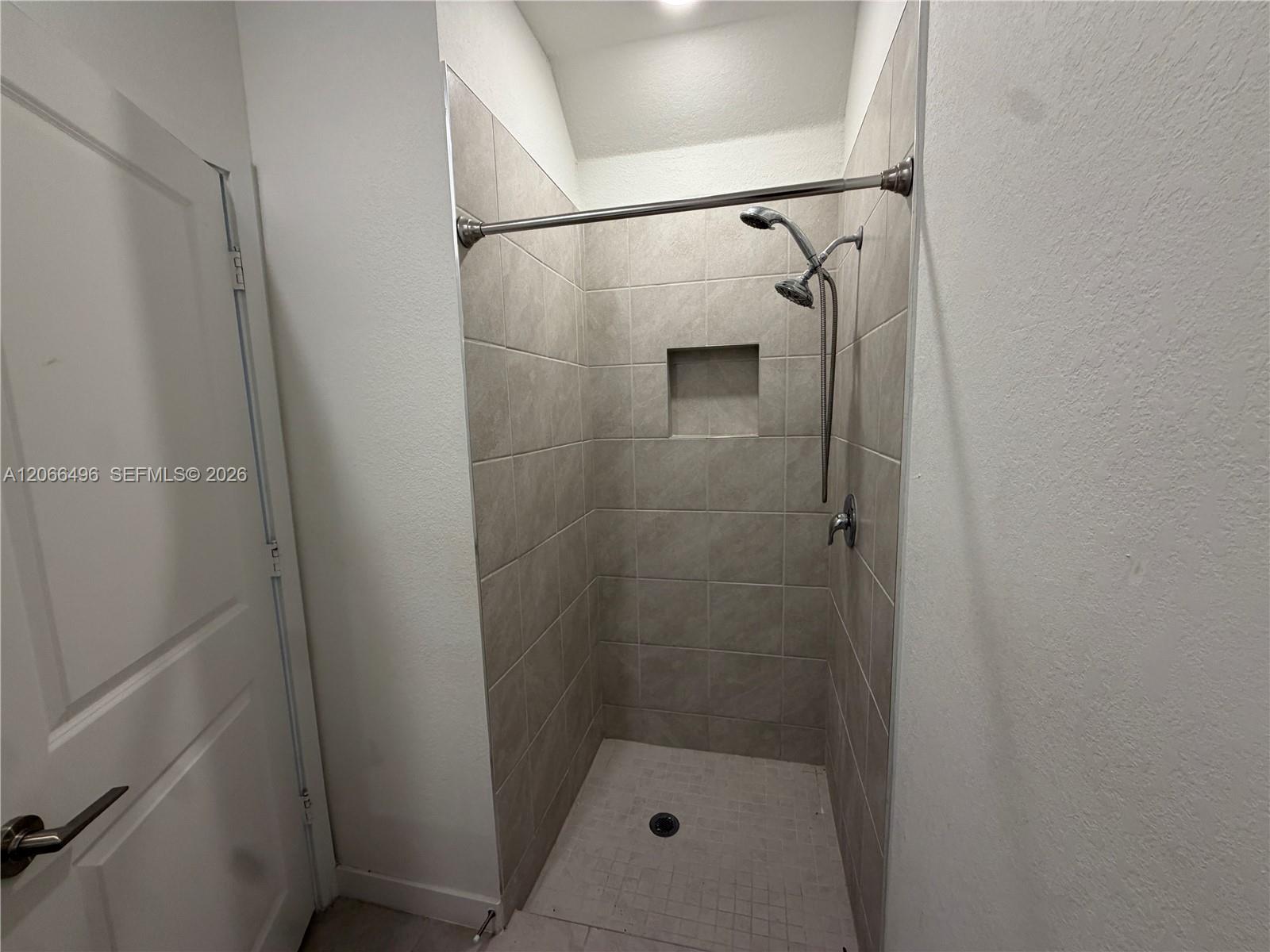 390 Ne 12th Street Property Photo 20