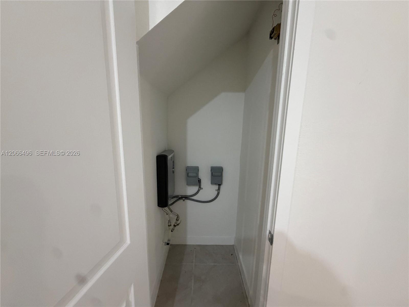 390 Ne 12th Street Property Photo 24