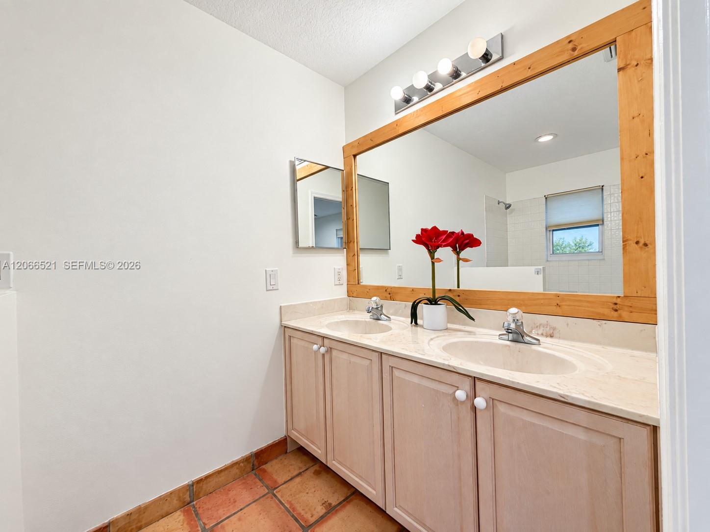 2616 Oakbrook Court Property Photo 38