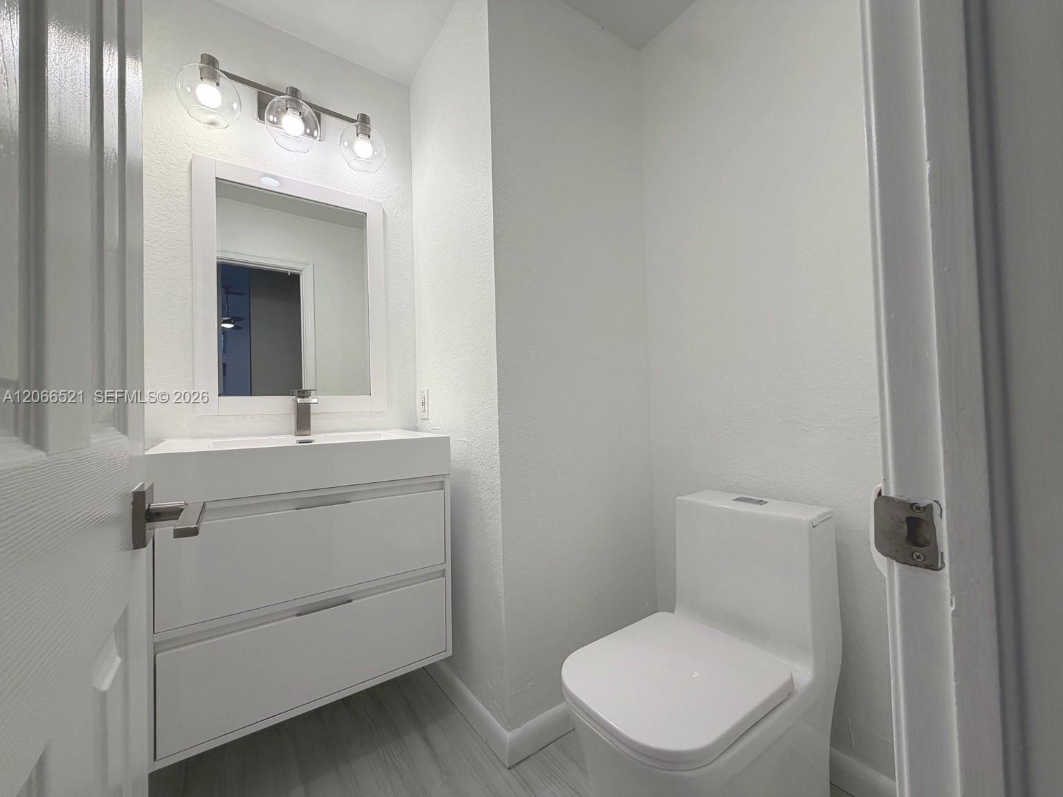 2616 Oakbrook Court Property Photo 44