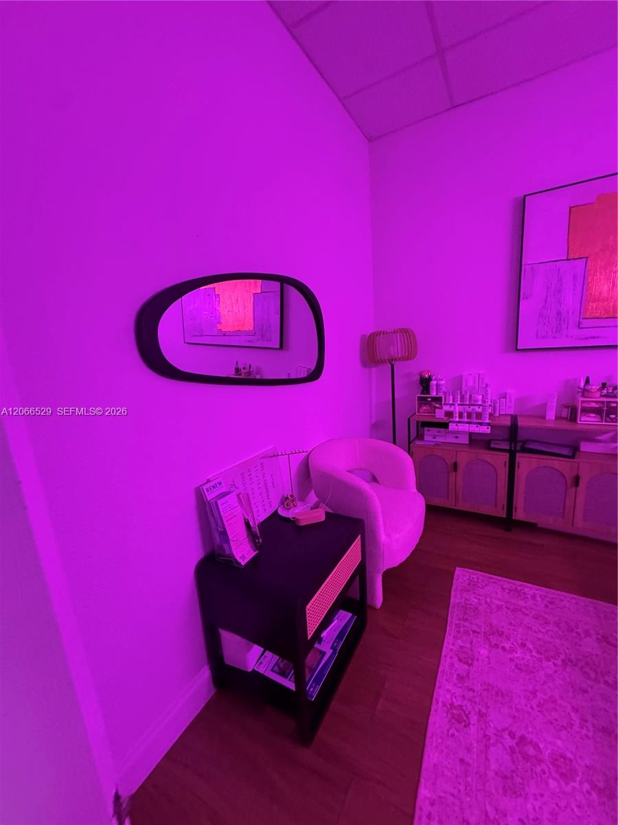 A12066529 Property Photo 2