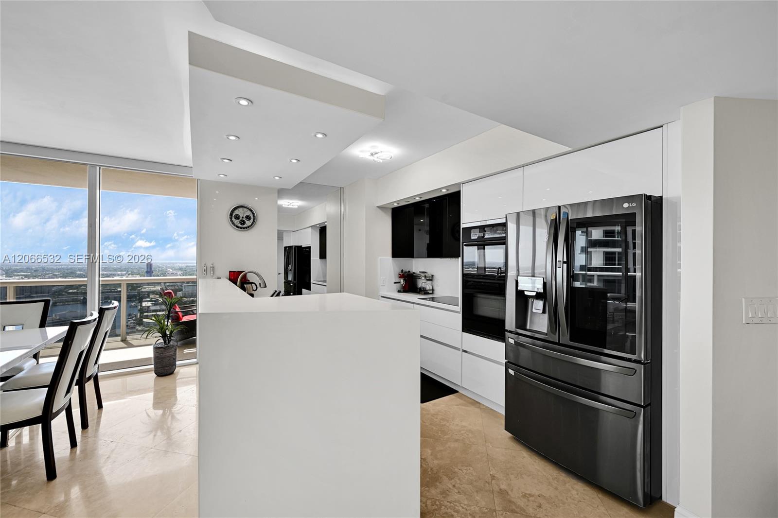1830 S Ocean Drive 3606 Property Photo 3