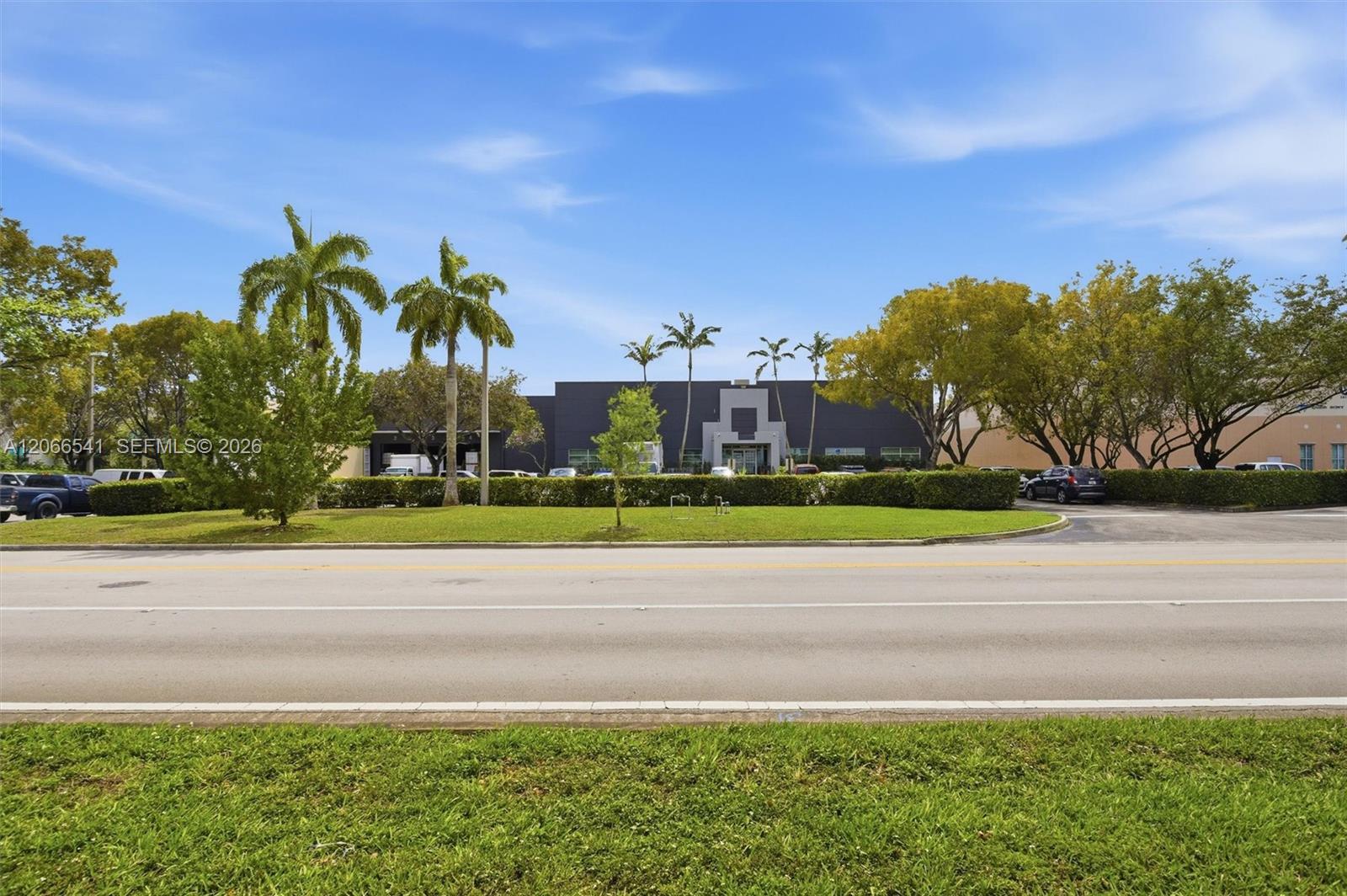 10880 Nw 30th Street Property Photo 6