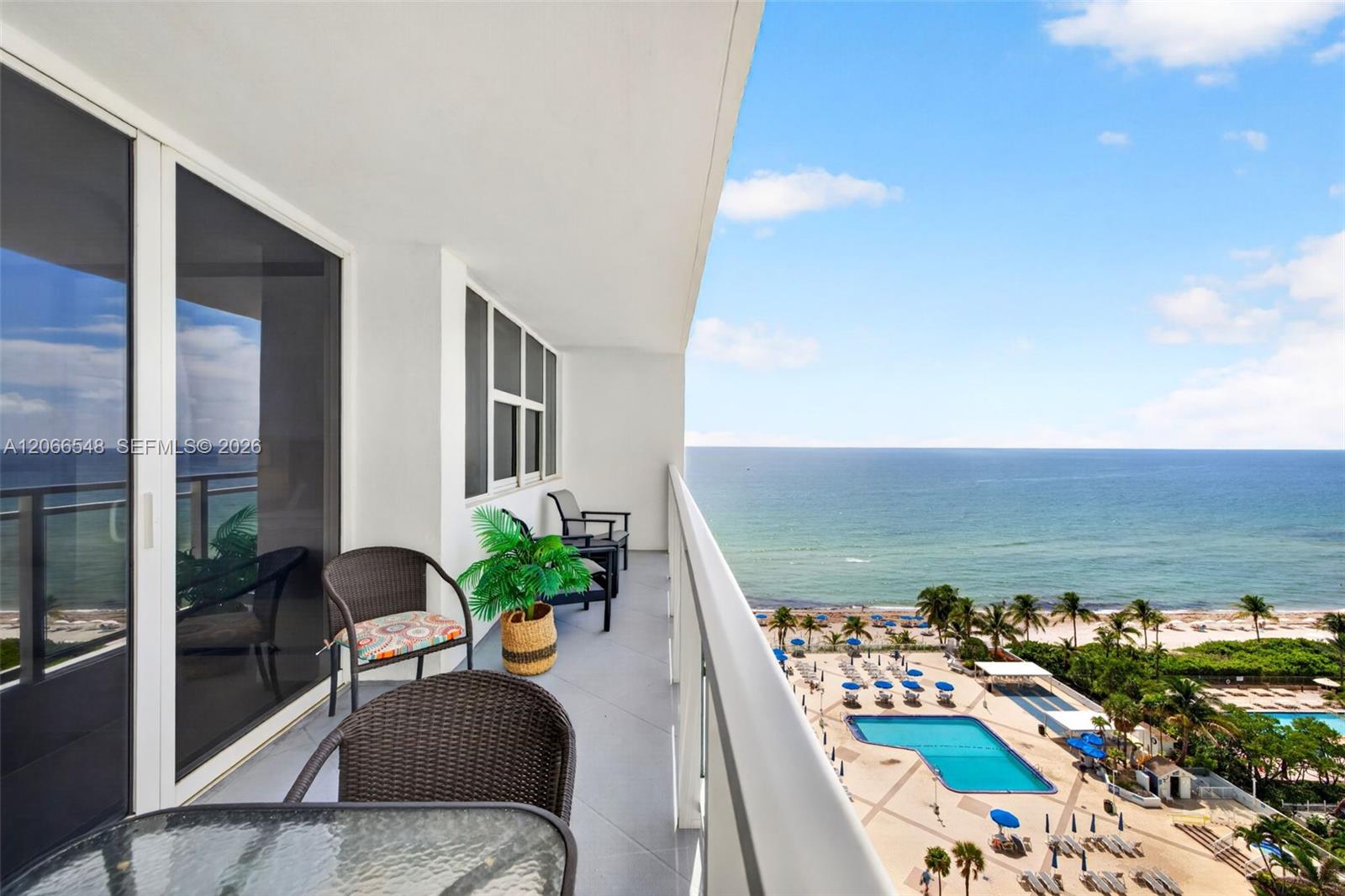 2030 S Ocean Drive 1218 Property Photo 3