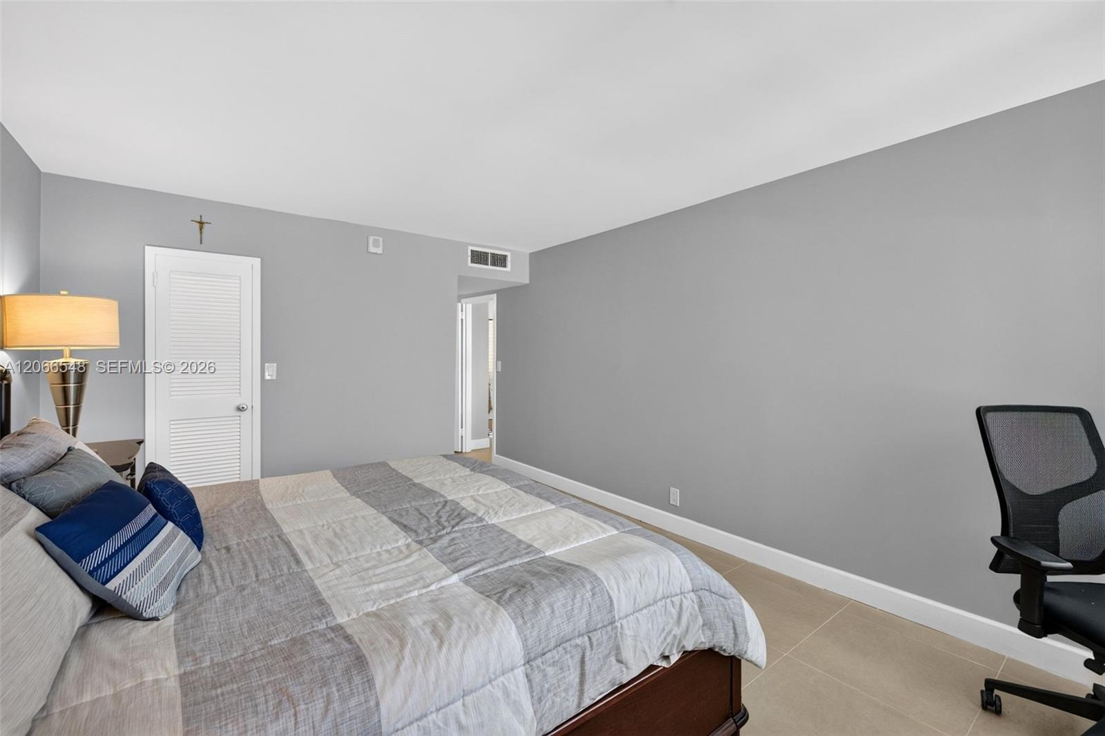 2030 S Ocean Drive 1218 Property Photo 27