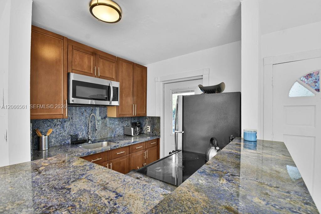 759 Meridian Property Photo 5