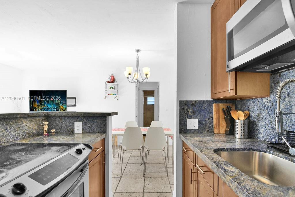 759 Meridian Property Photo 8