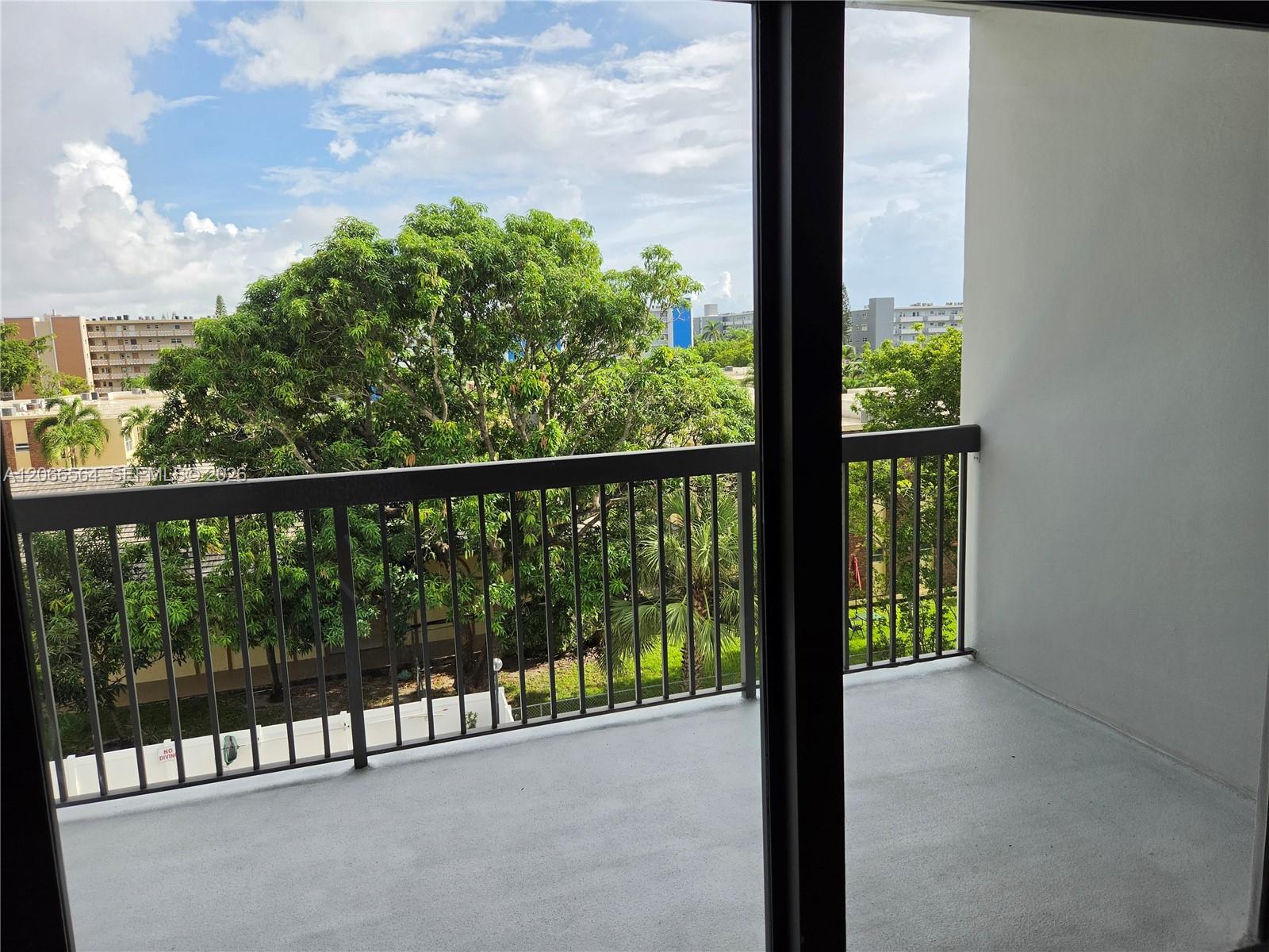 A12066564 Property Photo 4