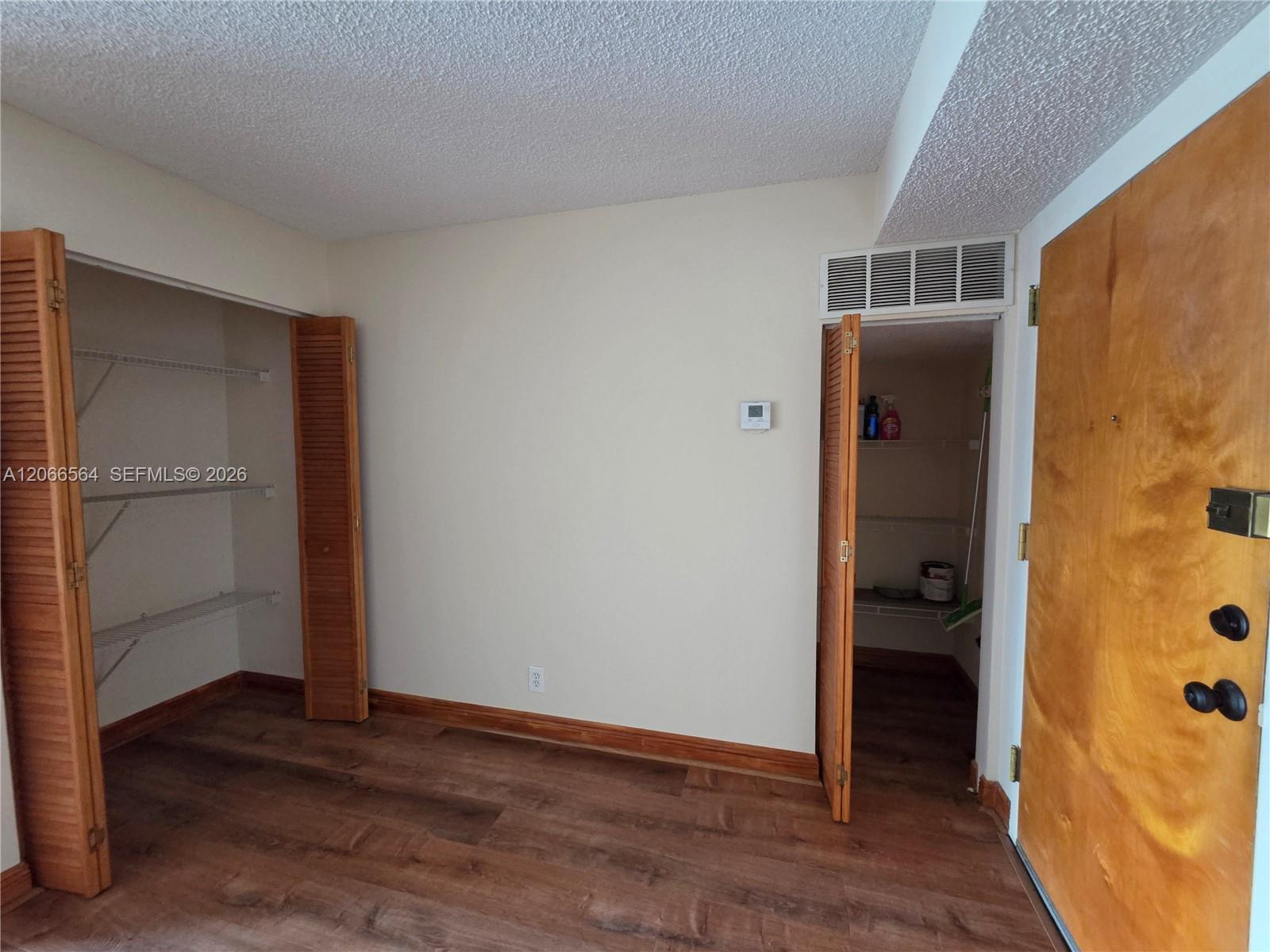 A12066564 Property Photo 15