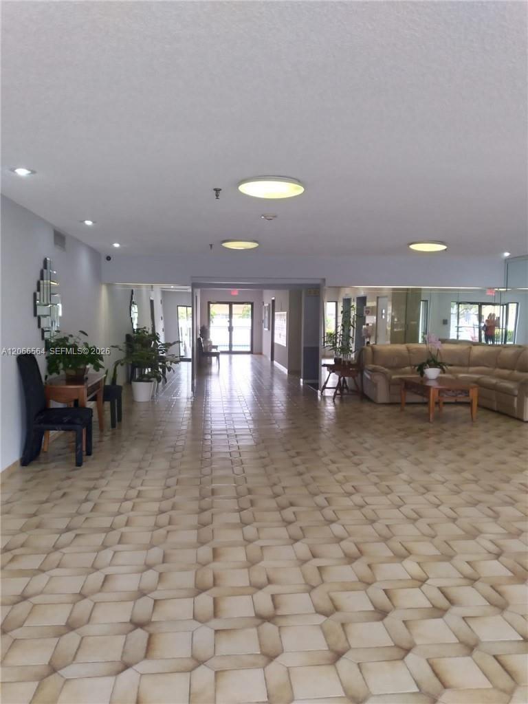 A12066564 Property Photo 18
