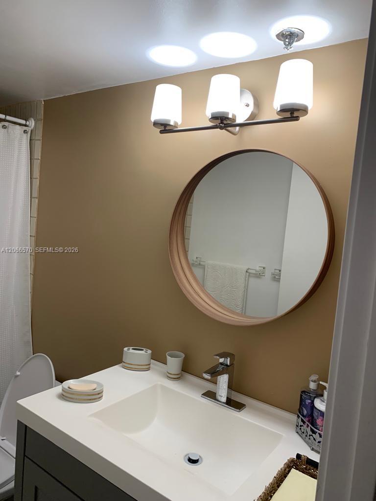 251 Crandon Boulevard 929 Property Photo 17