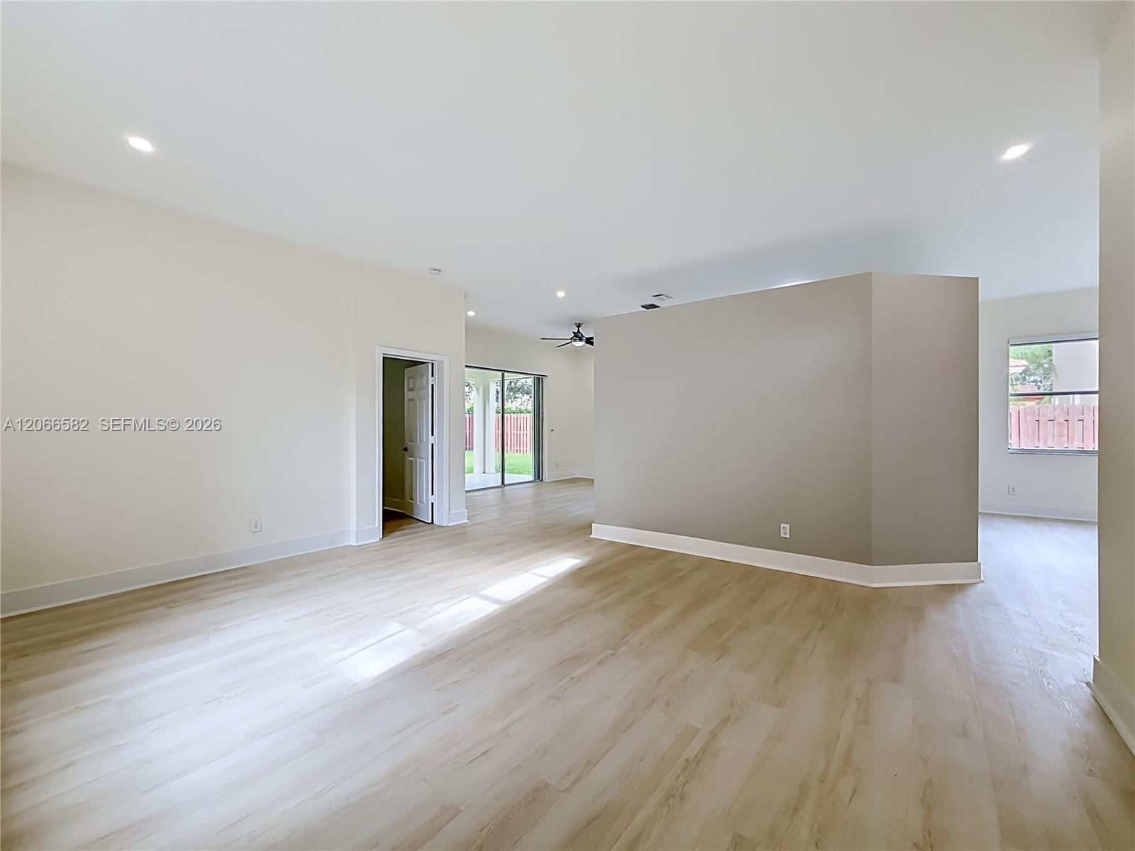 A12066582 Property Photo 7