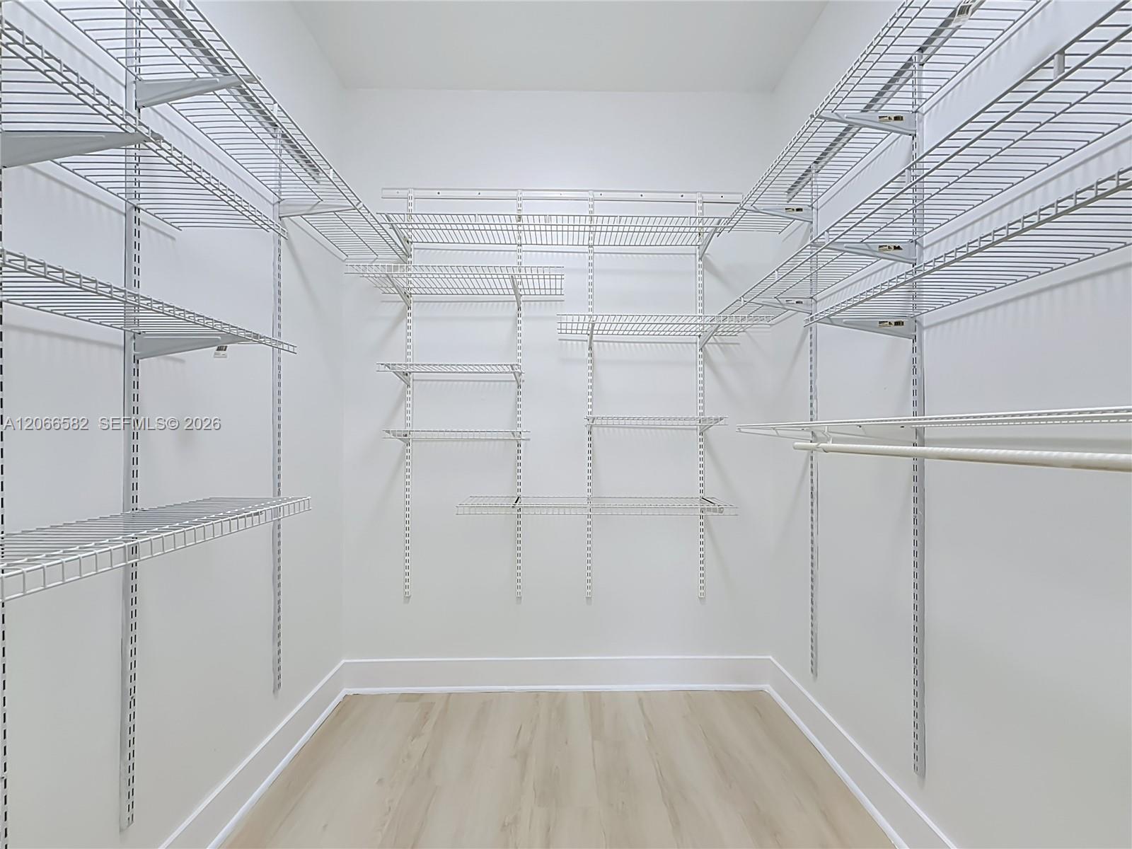 A12066582 Property Photo 26