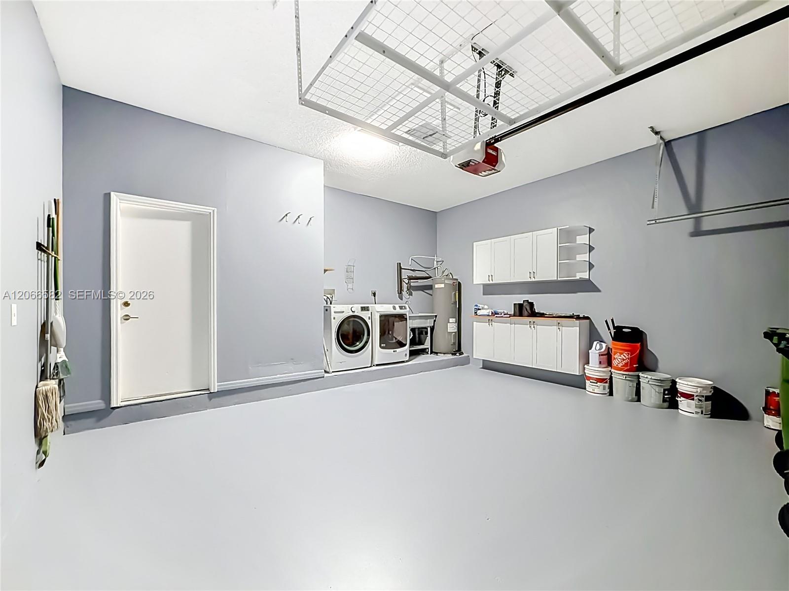 A12066582 Property Photo 34