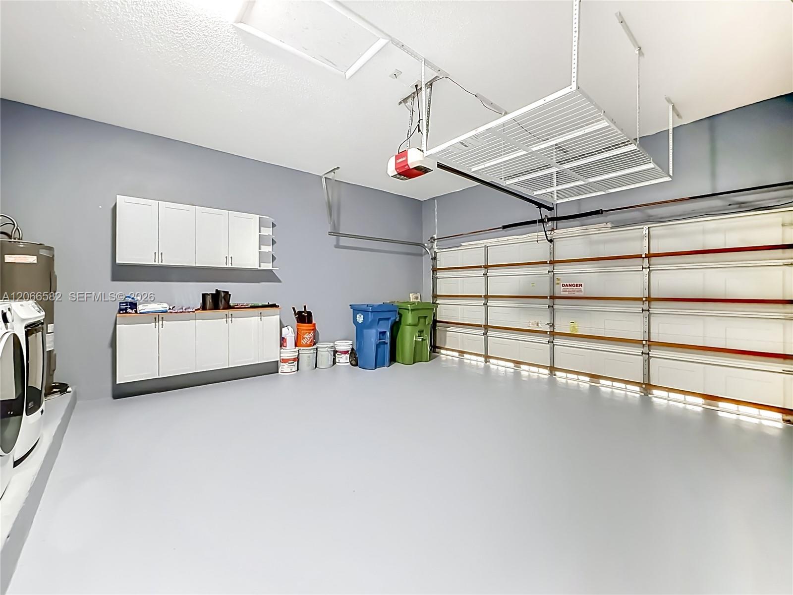A12066582 Property Photo 35