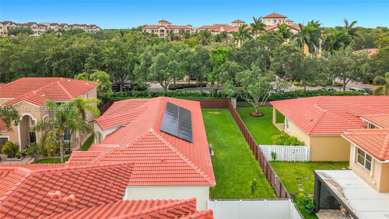 A12066582 Property Photo 36