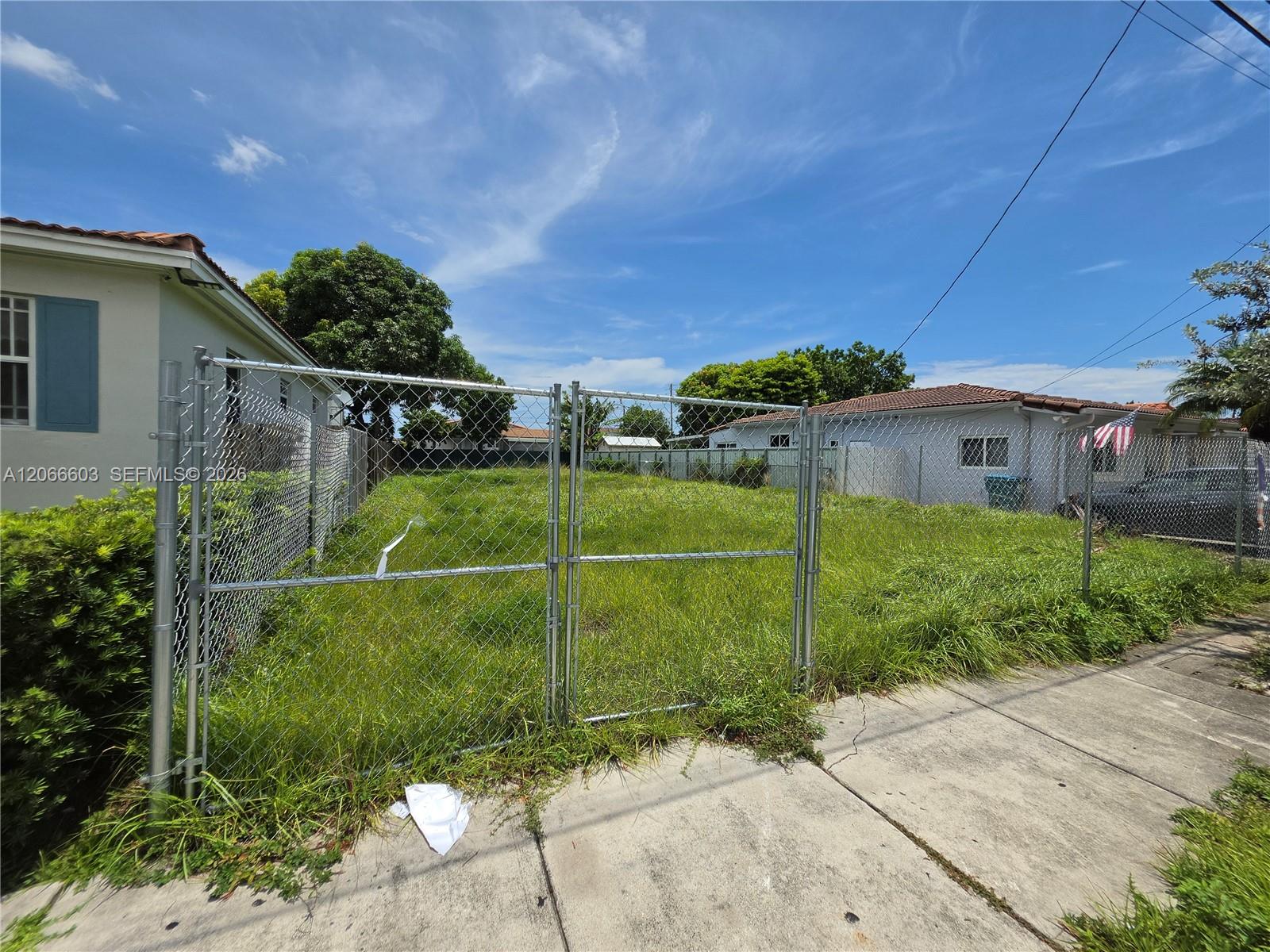 231 Nw 62nd Avenue Property Photo 1