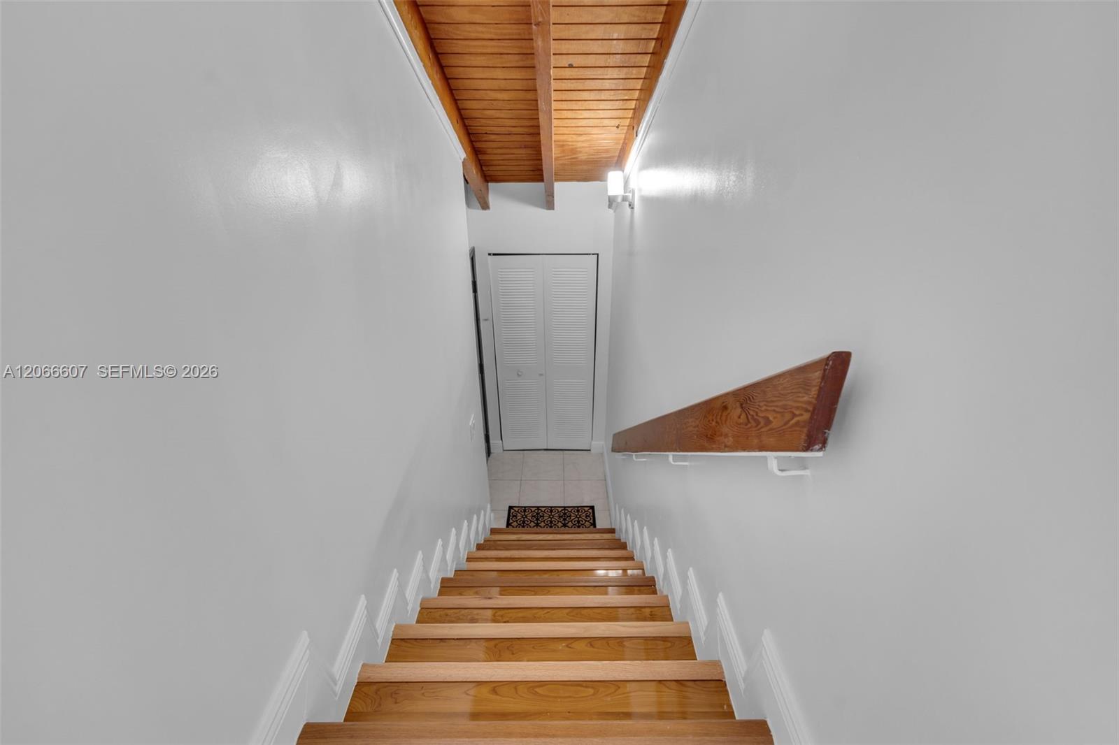 860 Nw 106th Avenue 3b3-5 Property Photo 8