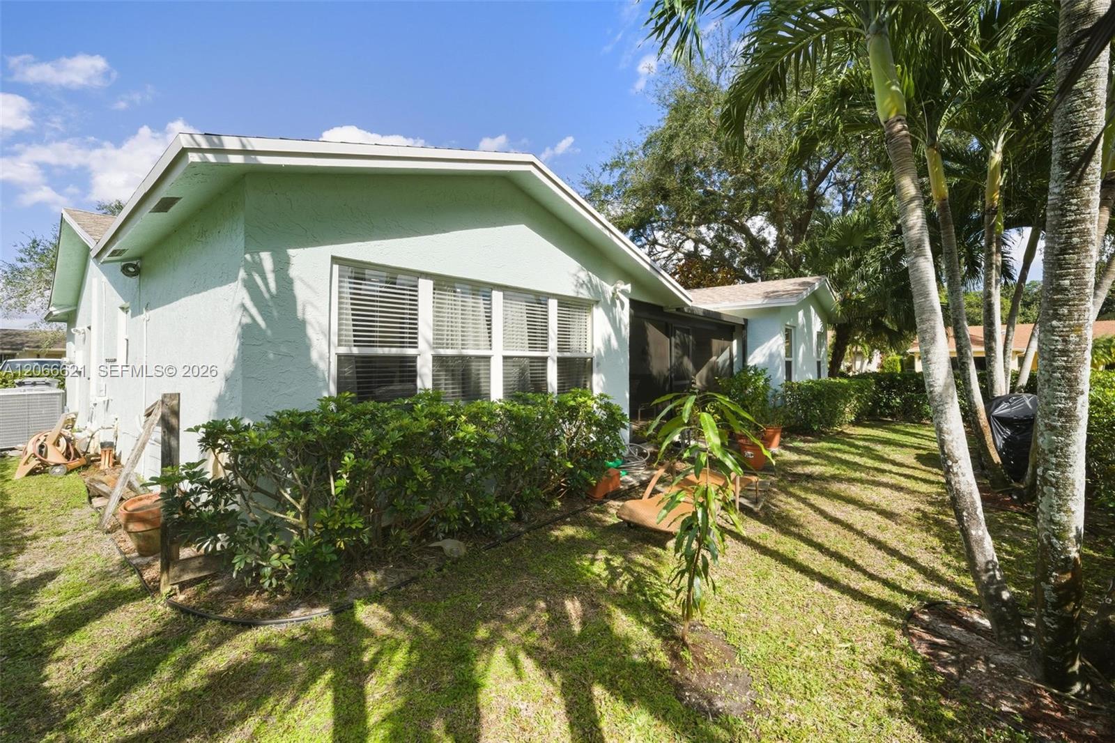 10308 Greenbriar Court Property Photo 3