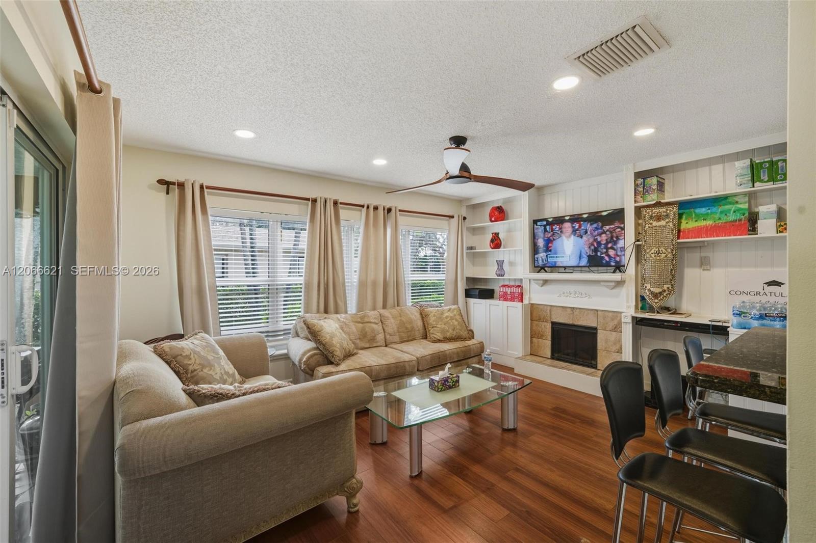10308 Greenbriar Court Property Photo 7