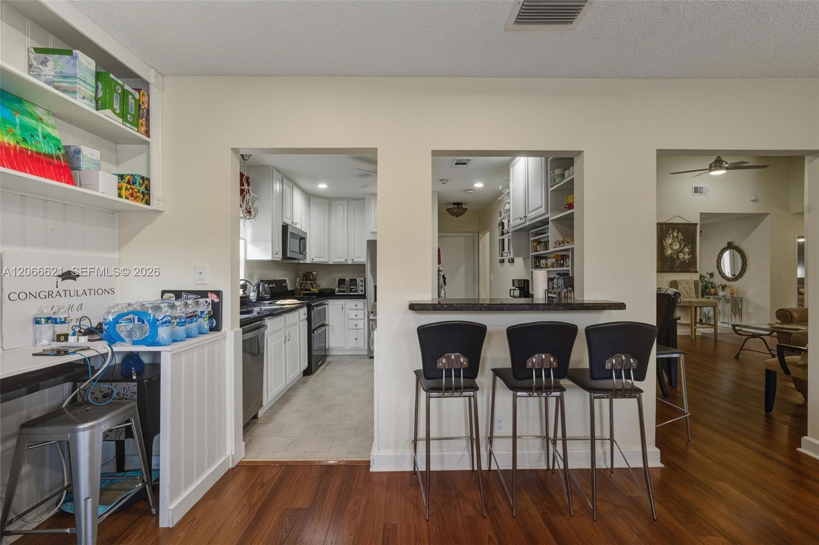 10308 Greenbriar Court Property Photo 13