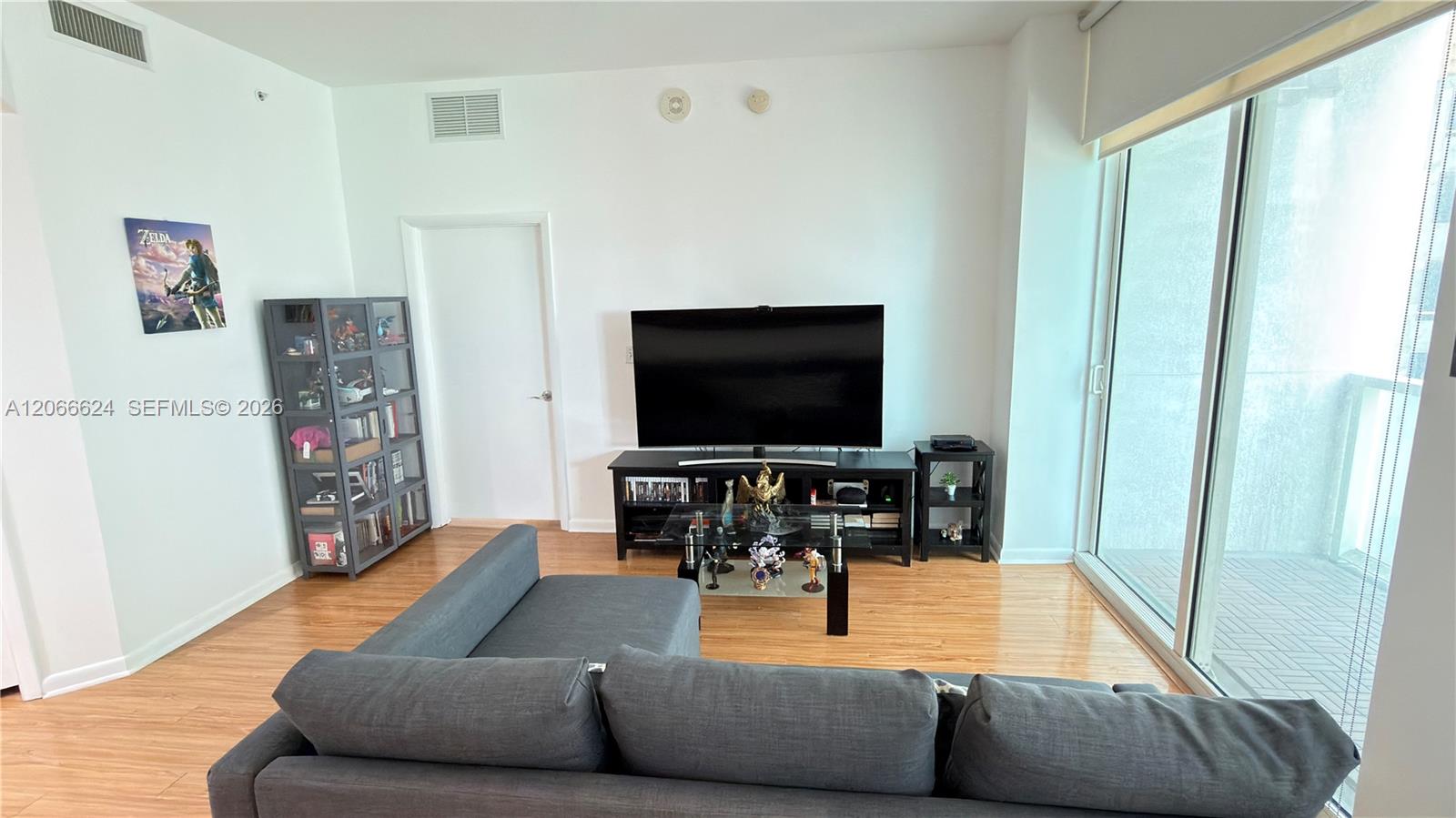 244 Biscayne Boulevard 808 Property Photo 4