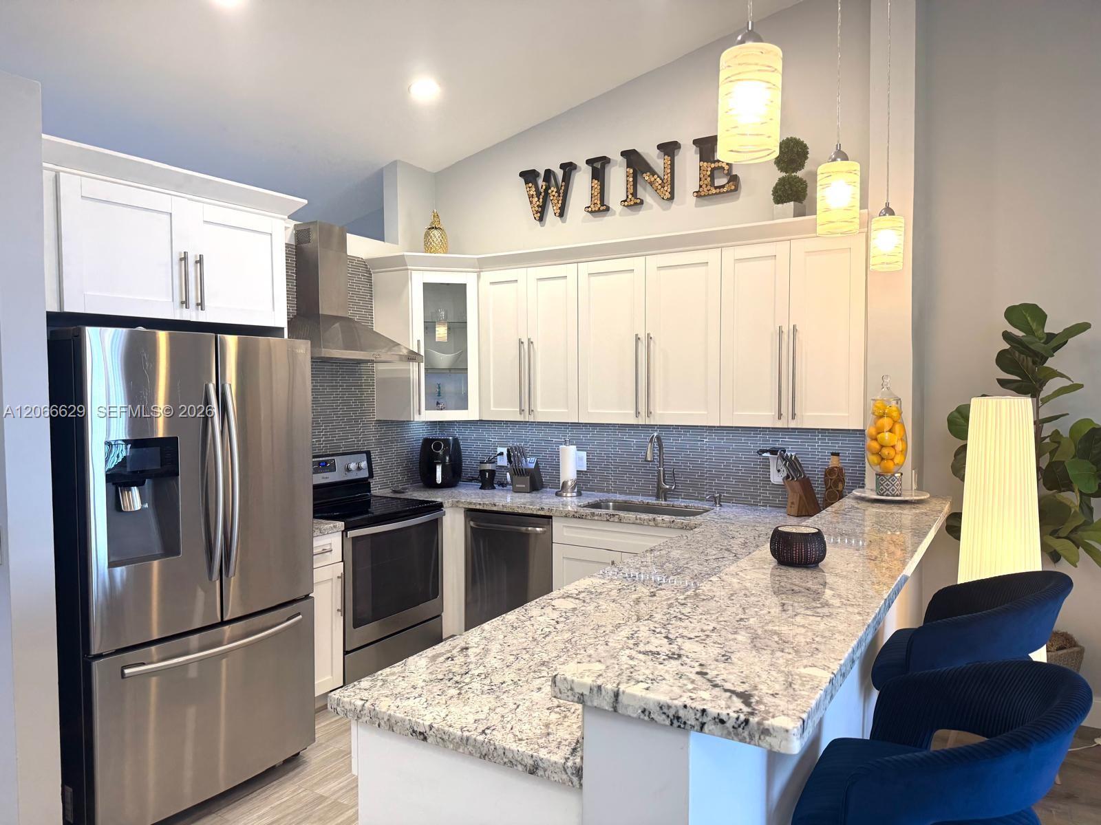 206 Liberty Court . Property Photo 15