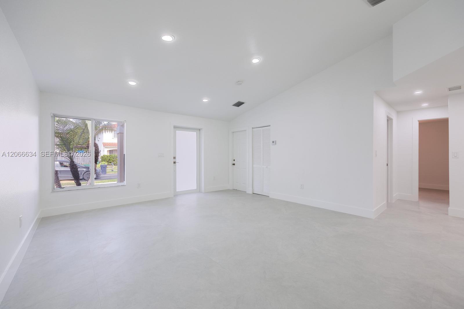 21505 Sw 89th Path Property Photo 4