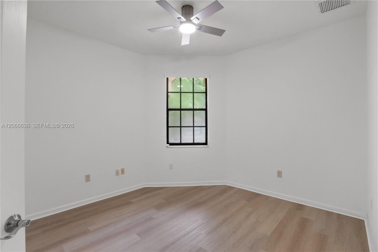7747 Via Grande Property Photo 15