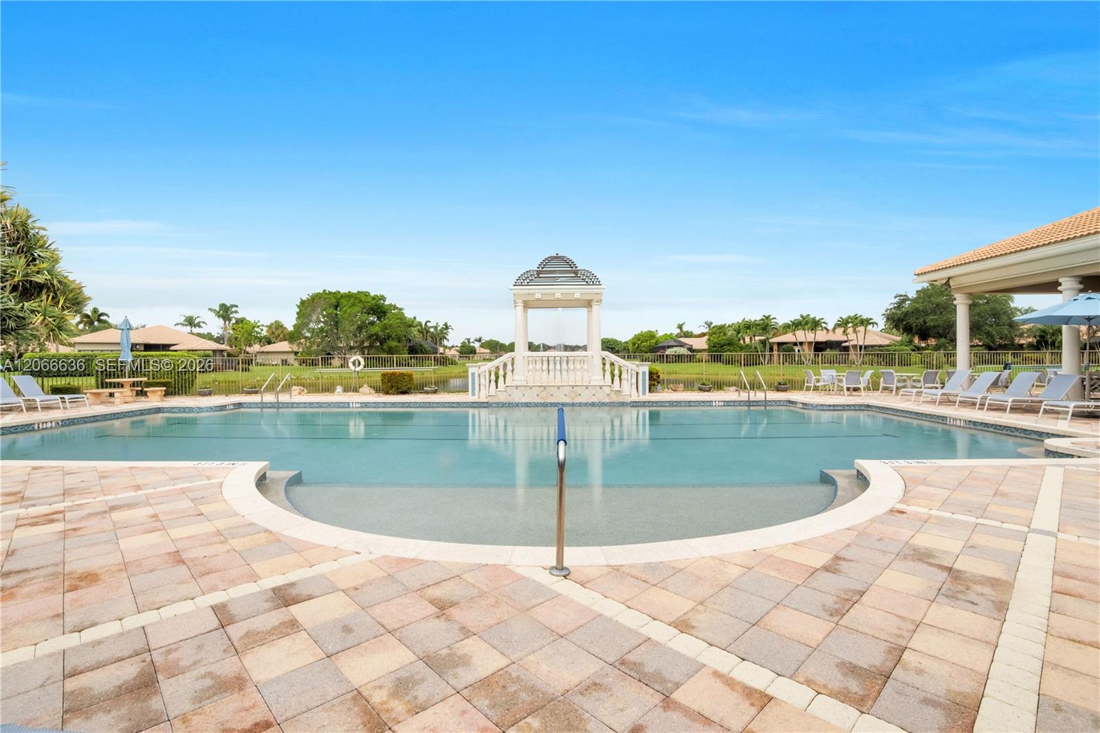 7747 Via Grande Property Photo 26