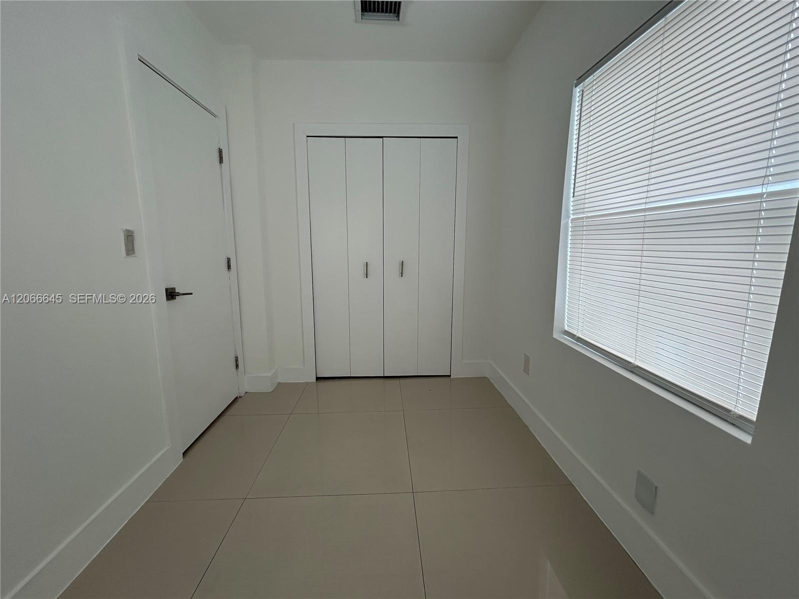 1890 Nw 35 Street 7 Property Photo 13